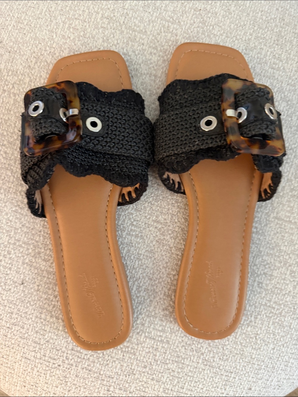 Universal Thread Black Woven Slide Sandals with Tortoiseshell Buckle Sz 7